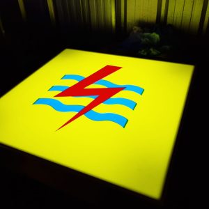 Neon Box 4
