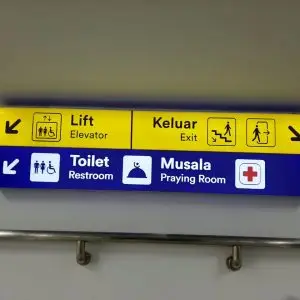 Signage Petunjuk Arah 4